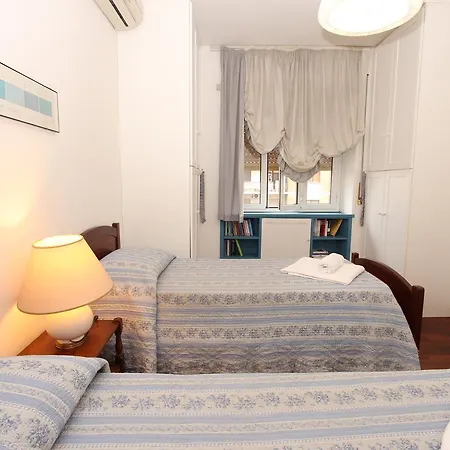 Pacinotti Flats-3